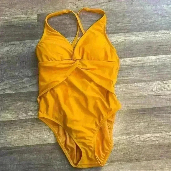 1
 Bleu Rod Beattie Desert Dreams Goldenrod Yellow One Piece Swimsuit - Picture 2 of 4